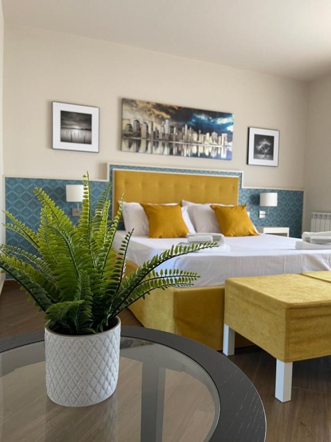 Mb Giurati Suites Mascali Eksteriør billede